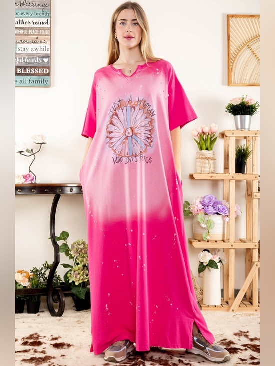 Blue Velvet Dresses & Skirts - BLUEVELVET shirt dress hot Pink Ombre Maxi peace Casual Floral word Graphic